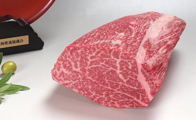 オリーブ牛 ヒレブロック肉